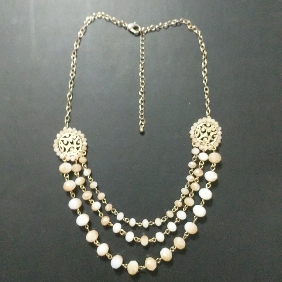 Jewelry - Gold Tone Peach and White Faceted Crystal Bead Multi Strand Statement Ne…